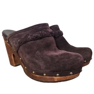 Ugg KAYLEE CLOGS Slip On Brown Suede Wood Heel w Studs Women's Size 8